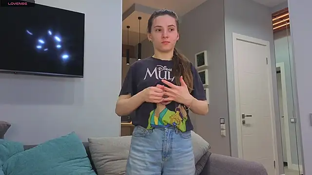 DonnaBurkee online show from 11-09-25, 04:38