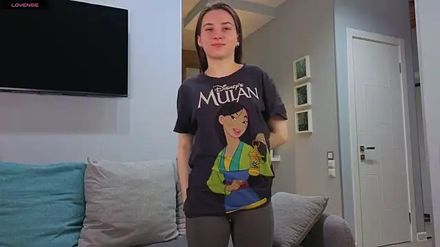 DonnaBurkee online show from 11-13-25, 04:16