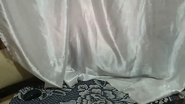 Burberrry  online show from 02-15-26, 05:12