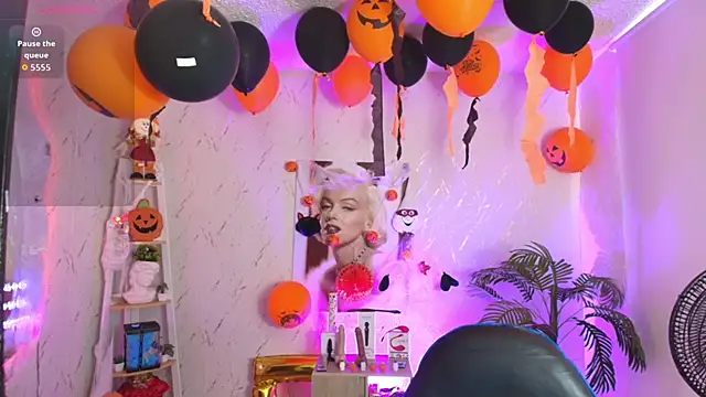 SALOOMEE   online show from 10-30-25, 12:58