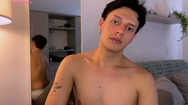 Snapshot of Alexxblue chatting on 09-25-25, 08:15 Alexxblue online show from 09-25-25, 08:15