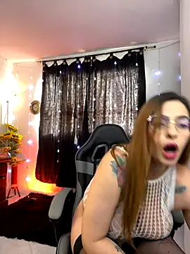 Alessandra Schmoll online show from 12-02-25, 01:13