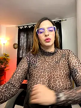 Alessandra Schmoll online show from 12-01-25, 01:34