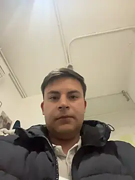 Nicolds14 online show from 11-20-25, 08:09