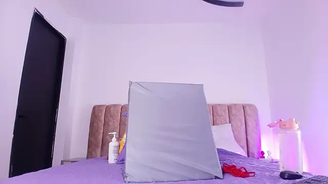 diane di online show from 11-15-25, 07:18