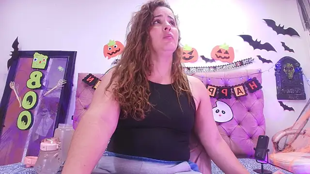 diane di online show from 10-30-25, 07:11