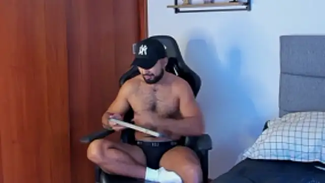 ethaanjones online show from 10-13-25, 09:05