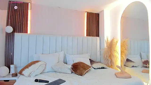 ivy collins online show from 11-09-25, 10:58