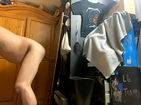 ElPollo77 online show from 09-16-25, 09:05