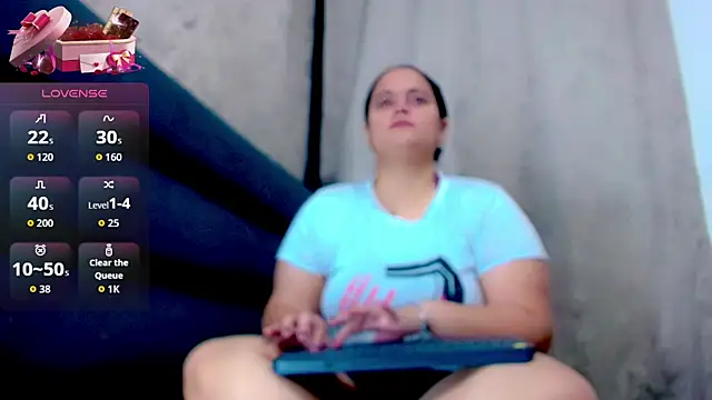 brunnette hot online show from 01-19-26, 10:41