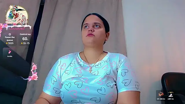 brunnette hot online show from 12-20-25, 10:40