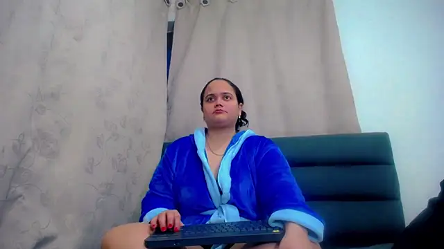 brunnette hot online show from 03-11-26, 10:53