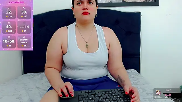 brunnette hot online show from 10-09-25, 11:11