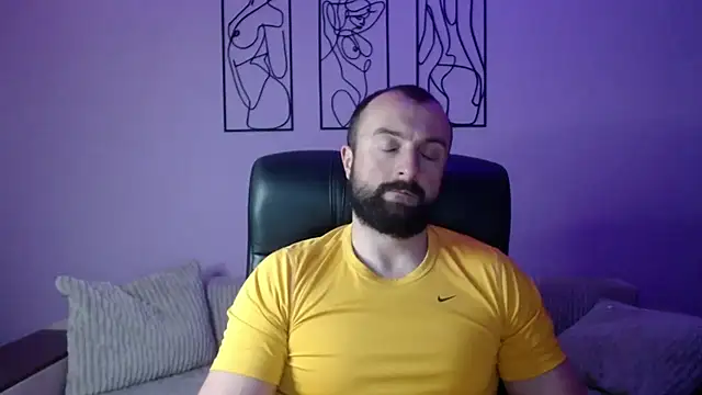 brindlefly6969 online show from 05-19-26, 10:22