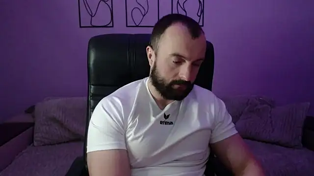 brindlefly6969 online show from 04-15-26, 10:43