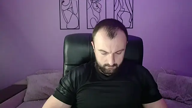 Snapshot of brindlefly6969 chatting on 02-18-26, 11:28 brindlefly6969 online show from 02-18-26, 11:28