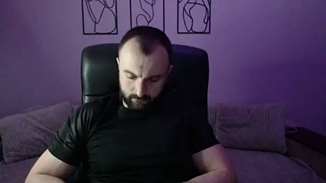 brindlefly6969 online show from 04-04-26, 10:44