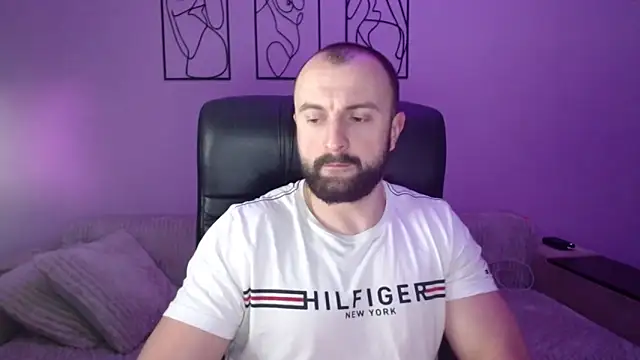 Snapshot of brindlefly6969 chatting on 02-05-26, 03:08 brindlefly6969 online show from 02-05-26, 03:08