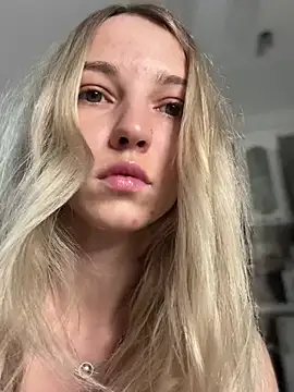 Snapshot of Adelina0001 chatting on 01-01-25, 03:46 Adelina0001 online show from 01-01-25, 03:46