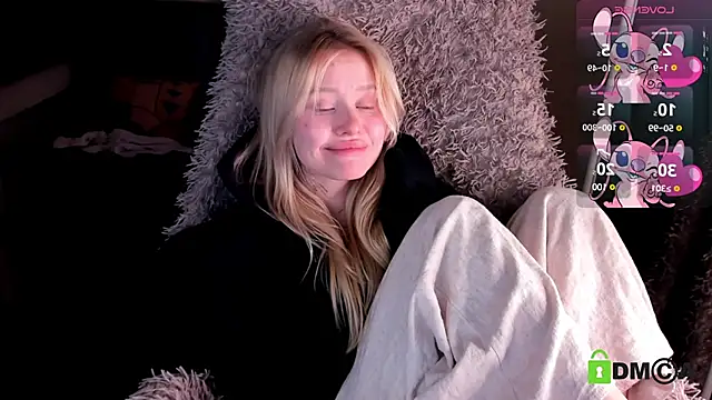 Snapshot of MalenaErnman chatting on 02-09-25, 02:29 MalenaErnman online show from 02-09-25, 02:29