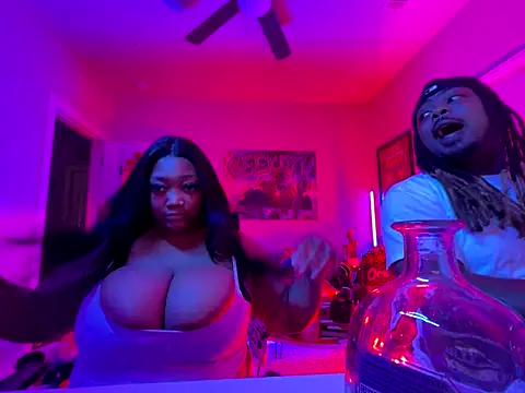 4EVAGLACIERS online show from 11-05-25, 03:09