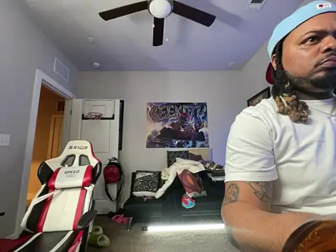 4EVAGLACIERS online show from 02-24-26, 06:14