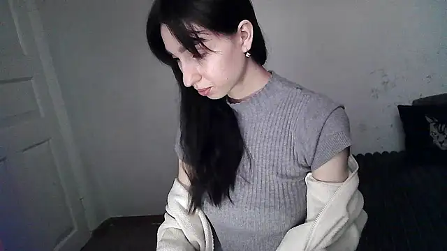 ElizaSwon online show from 09-26-25, 03:19