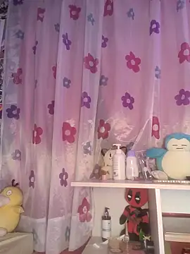 bonnie moon online show from 09-30-25, 04:07