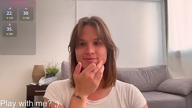 Your Hand In mine online show from 10-25-25, 05:02