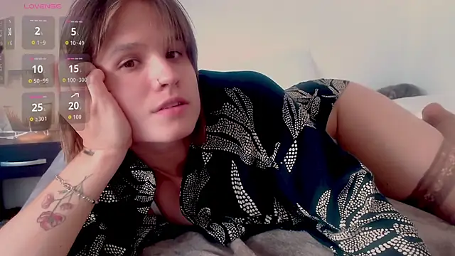 Your Hand In mine online show from 12-18-25, 07:29