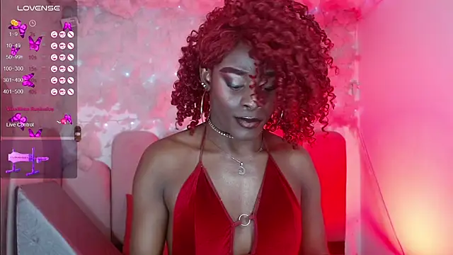 Snapshot of puca_ebony chatting on 04-29-26, 05:30 puca ebony online show from 04-29-26, 05:30