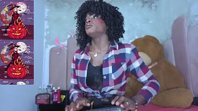 puca ebony online show from 10-11-25, 02:18