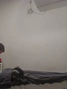 Iliketocooksquirt25 online show from 05-18-26, 11:09