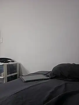 Iliketocooksquirt25 online show from 04-24-26, 06:37