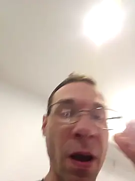 Iliketocooksquirt25 online show from 04-21-26, 02:36