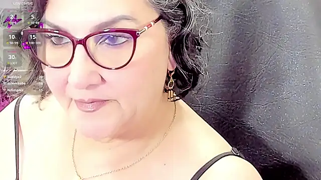 Snapshot of cataleya_mom chatting on 05-21-26, 03:59 cataleya mom online show from 05-21-26, 03:59