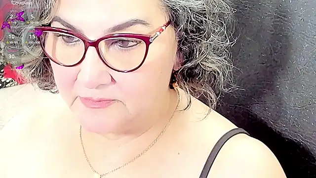Snapshot of cataleya_mom chatting on 05-13-26, 04:19 cataleya mom online show from 05-13-26, 04:19