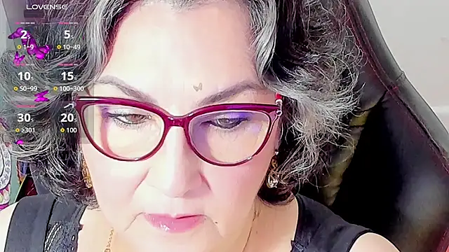 cataleya mom online show from 10-13-25, 03:30