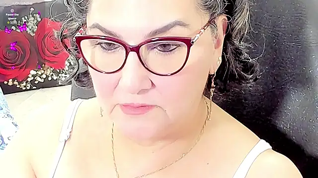 Snapshot of cataleya_mom chatting on 05-05-26, 02:03 cataleya mom online show from 05-05-26, 02:03
