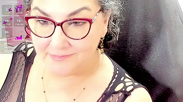 Snapshot of cataleya_mom chatting on 04-30-26, 02:35 cataleya mom online show from 04-30-26, 02:35