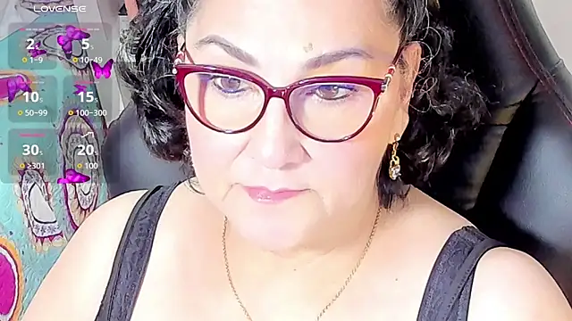 cataleya mom online show from 10-22-25, 04:01