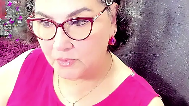 Snapshot of cataleya_mom chatting on 05-28-26, 01:46 cataleya mom online show from 05-28-26, 01:46