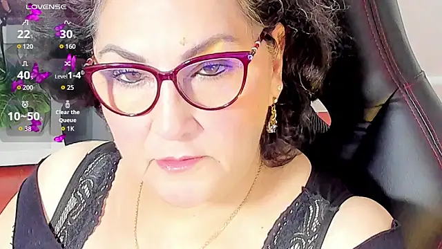 cataleya mom online show from 10-26-25, 01:39