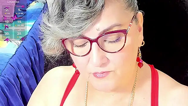 cataleya mom online show from 11-15-25, 02:26