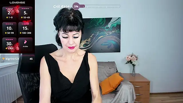 Silvia Wallec online show from 10-19-25, 05:43