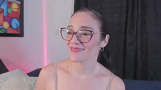 Jessica Herrera  online show from 11-28-25, 09:48