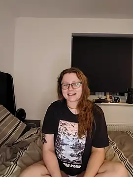 Kiarassecrets online show from 03-23-26, 09:03