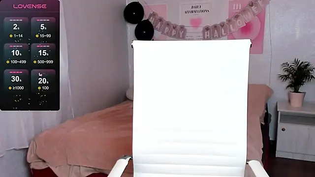 Geisha Anna online show from 10-31-25, 05:26