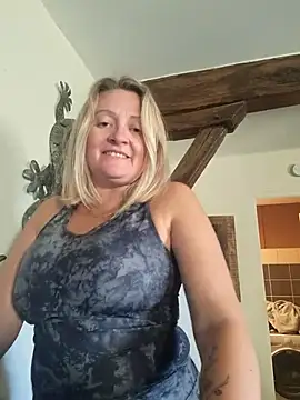 lady charlyne online show from 02-27-25, 08:56