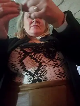 lady charlyne online show from 03-21-25, 08:40